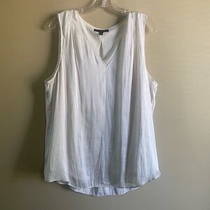 Banana Republic White/Off White V-Neck Tank Top